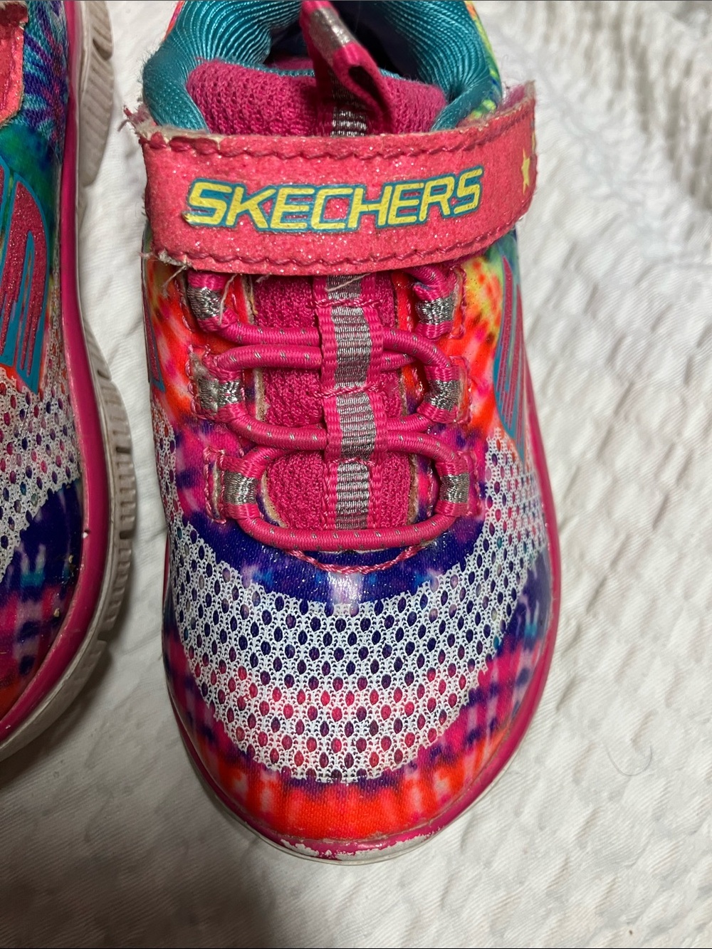Skechers Girls Pink Multi Athletic Sneakers with Teal Accents - Picture 6 of 8